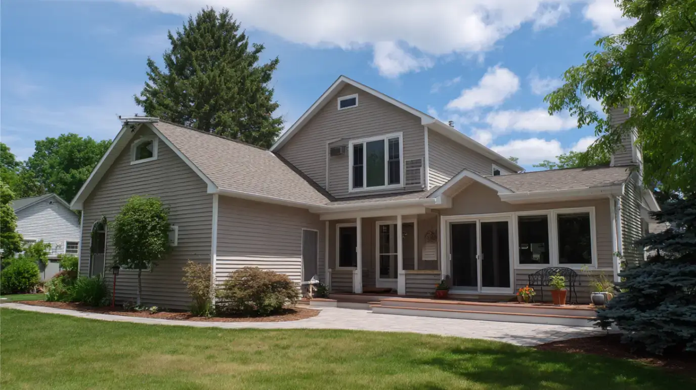 dima90__Choosing_Siding_That_Resists_Moisture_in_Bay_City_947f65e2-edac-44e7-8907-eb8f36887c16